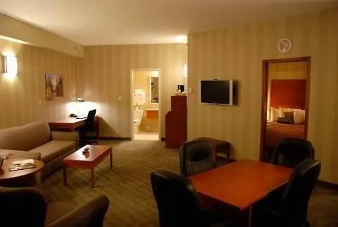 Deerfoot Inn And Casino Calgary 4*,