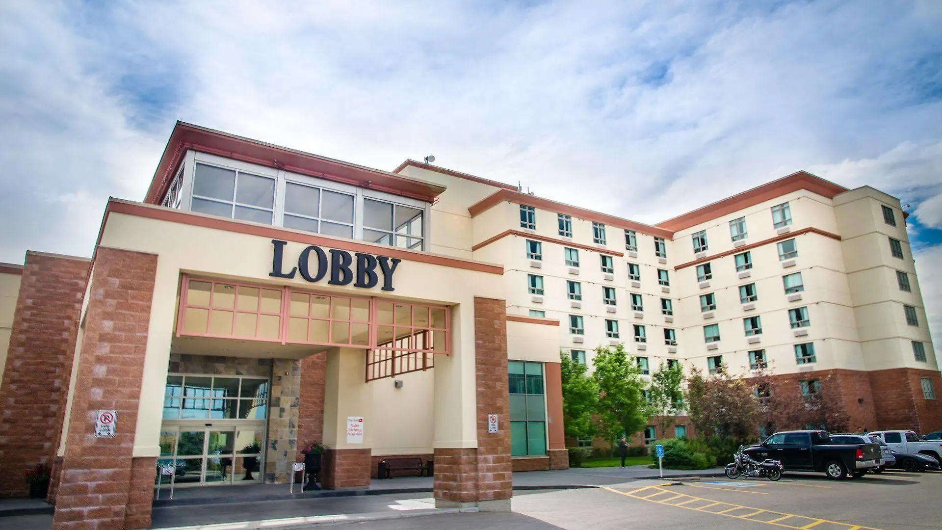 Hotel Deerfoot Inn And Casino Calgary